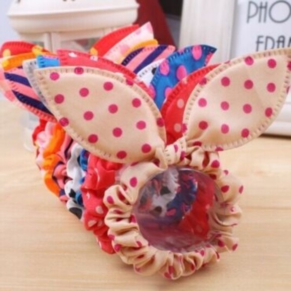 Assorted Polka Dot Scrunchies 4-pack - Picture 2 of 6